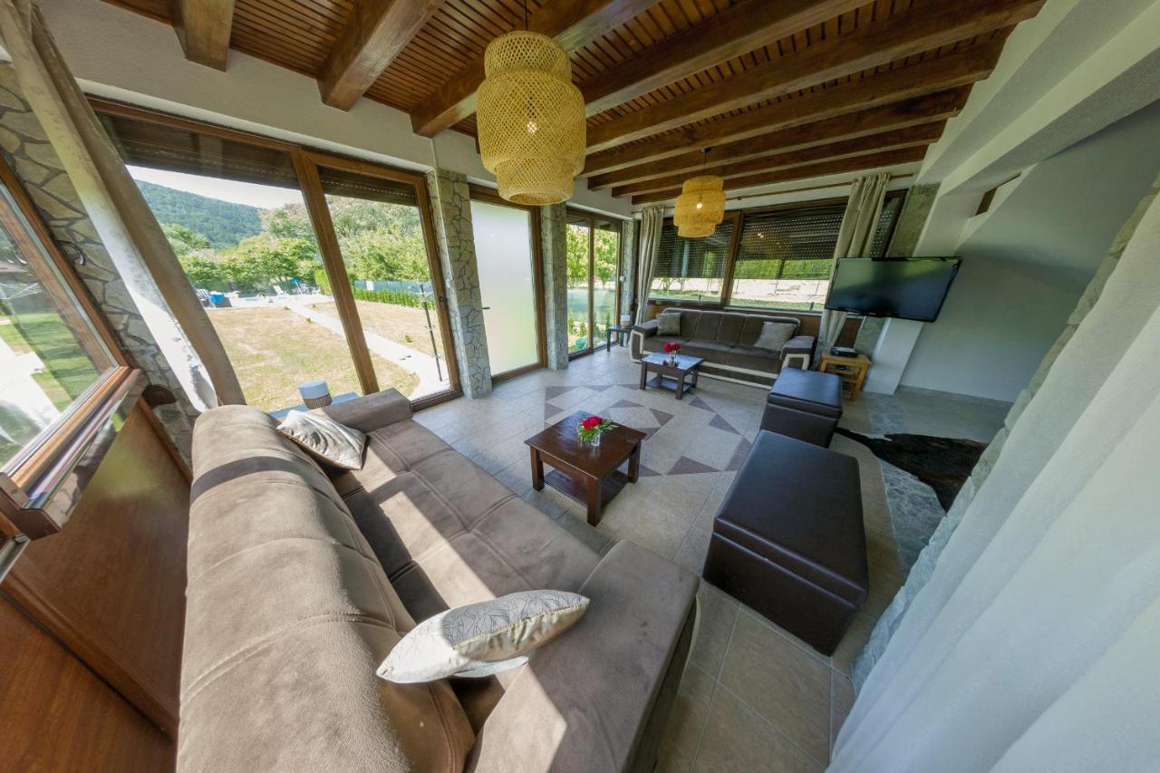 Casa Dellˇ Amore Villa Bihac Exterior photo