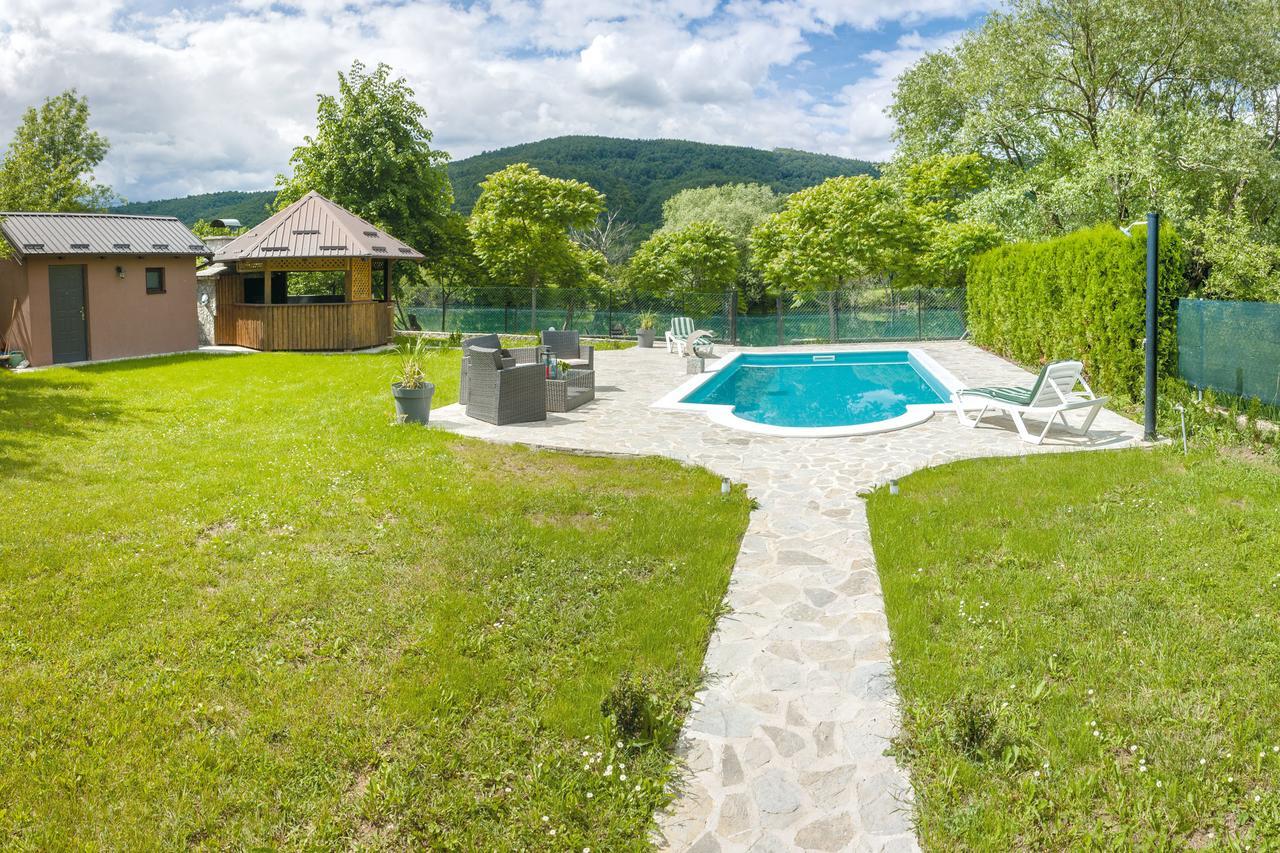 Casa Dellˇ Amore Villa Bihac Exterior photo